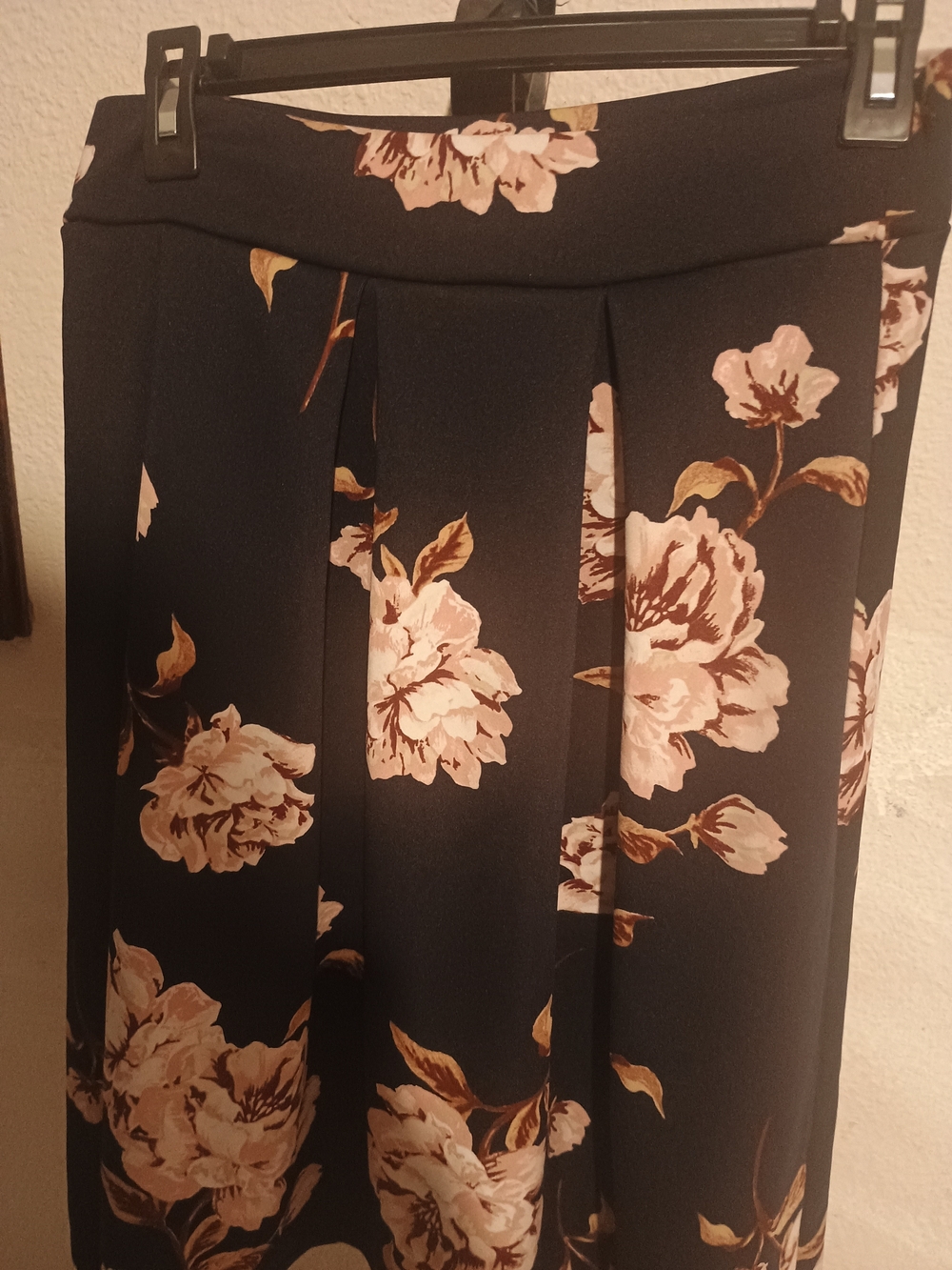 Haute Monde Black Midi Skirt with Cream Floral Print